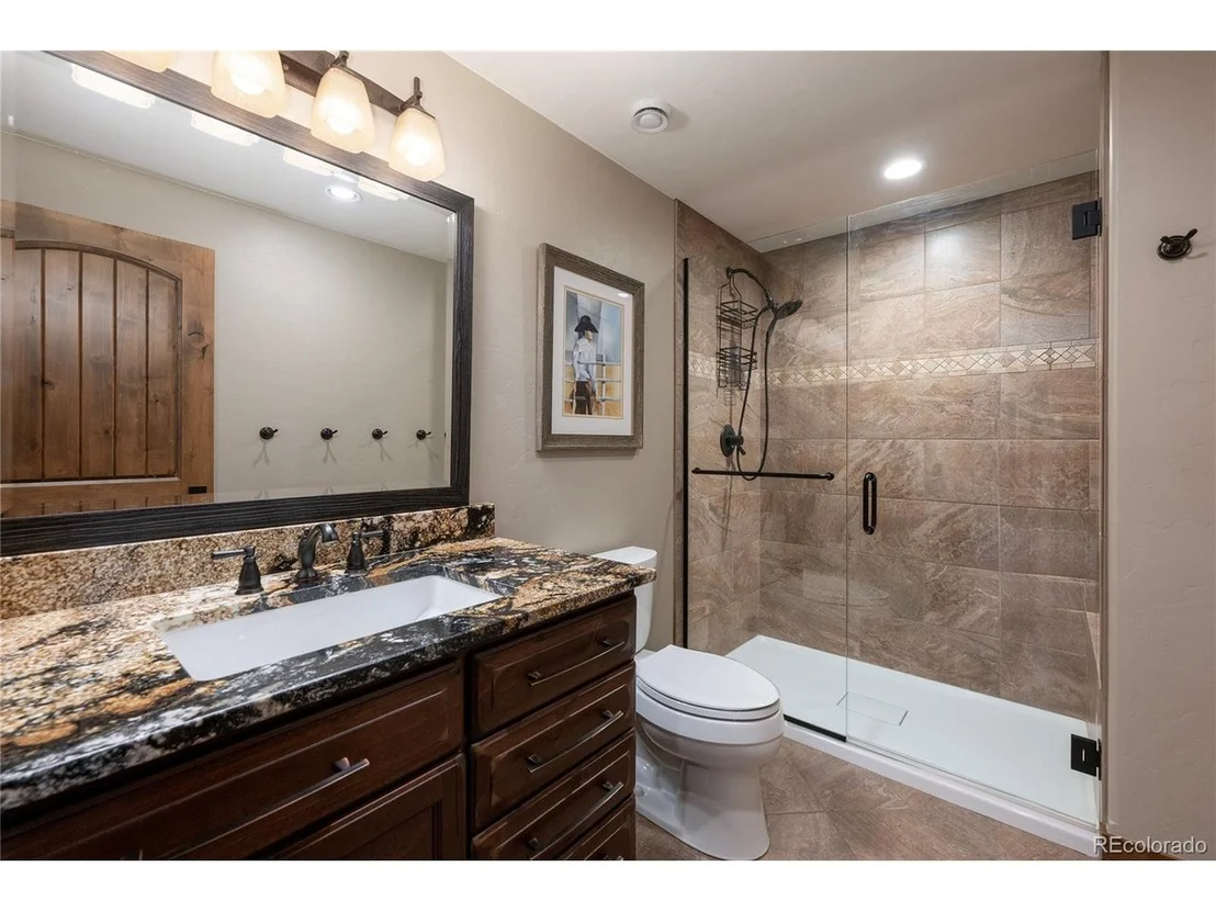 Photo of 338 County Road 511