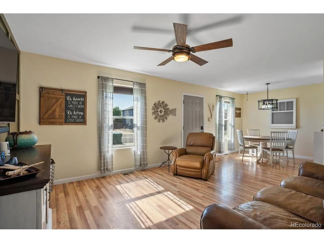 Photo of 3705 Riverside Pkwy