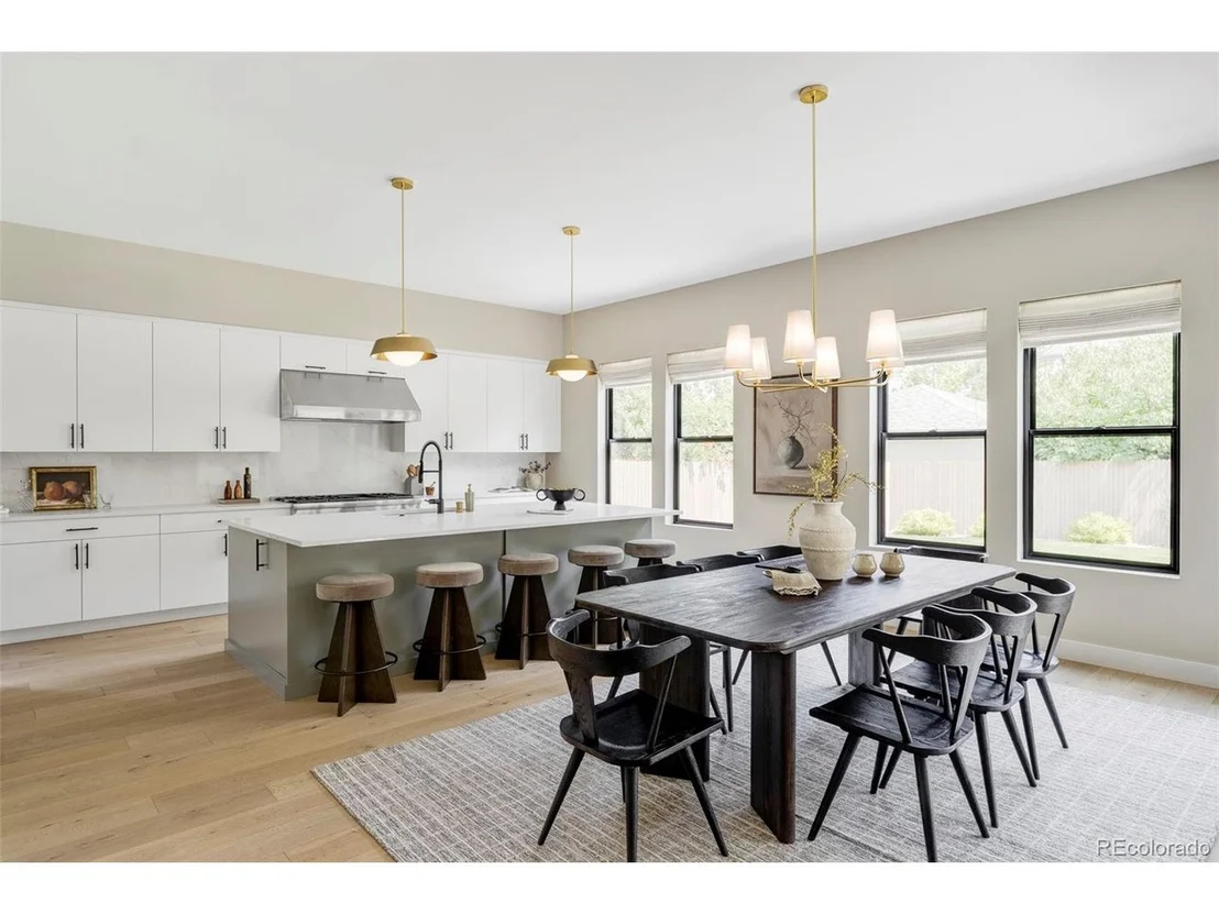 Photo of 330 Elm St