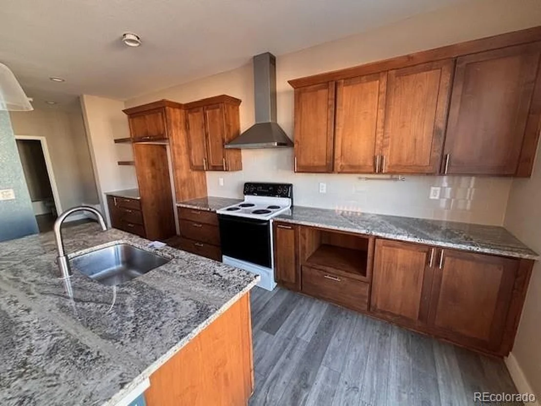 Photo of 4393 Tanner Peak Trl