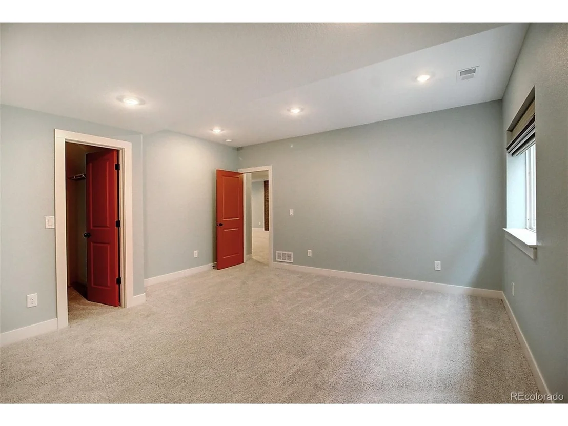 Photo of 1637 Glacier Ave
