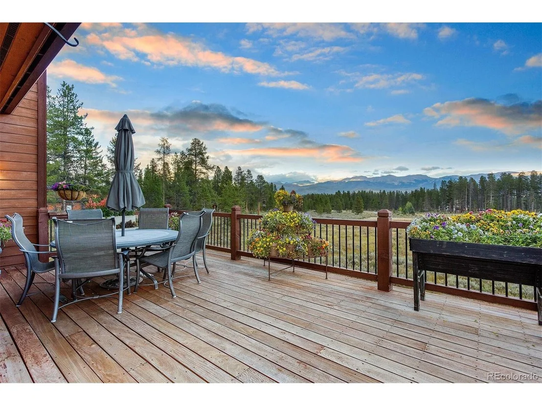 Photo of 657 Stagecoach Dr