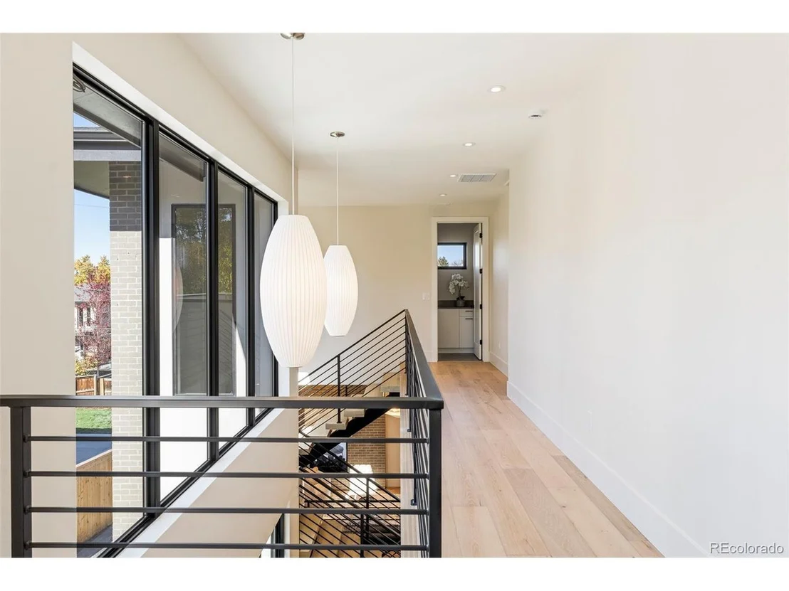 Photo of 4671 Highline Pl