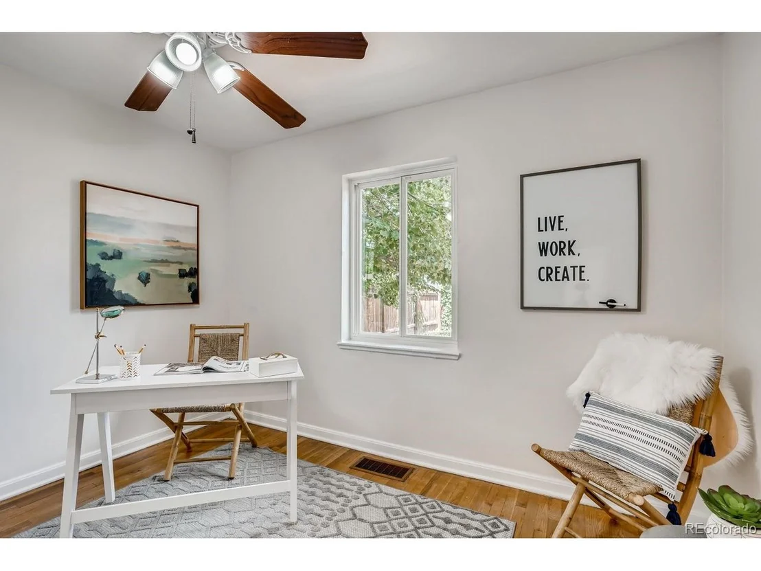 Photo of 2900 Elm St