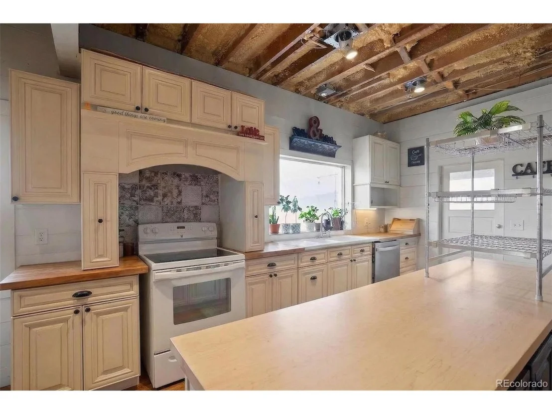 Photo of 5146 County Road 550