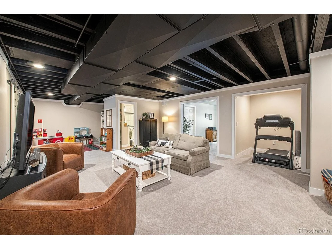 Photo of 320 Granite Way