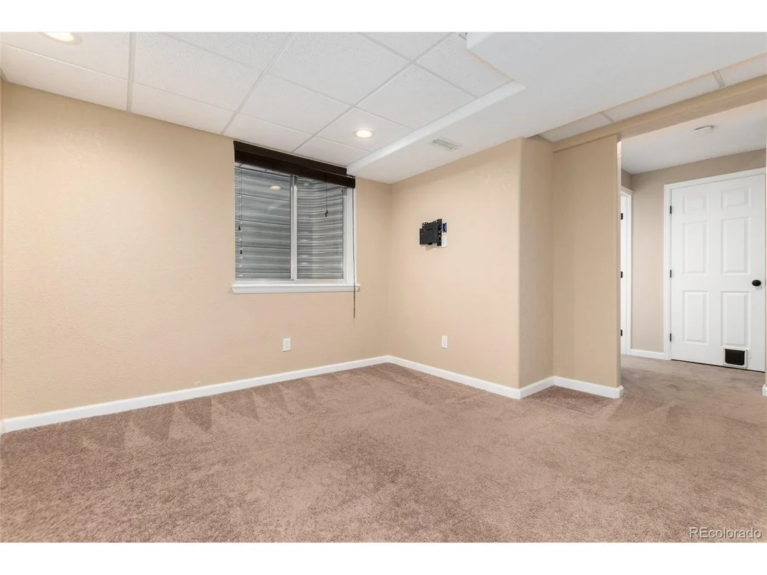 Photo of 8472 Bluegrass Cir