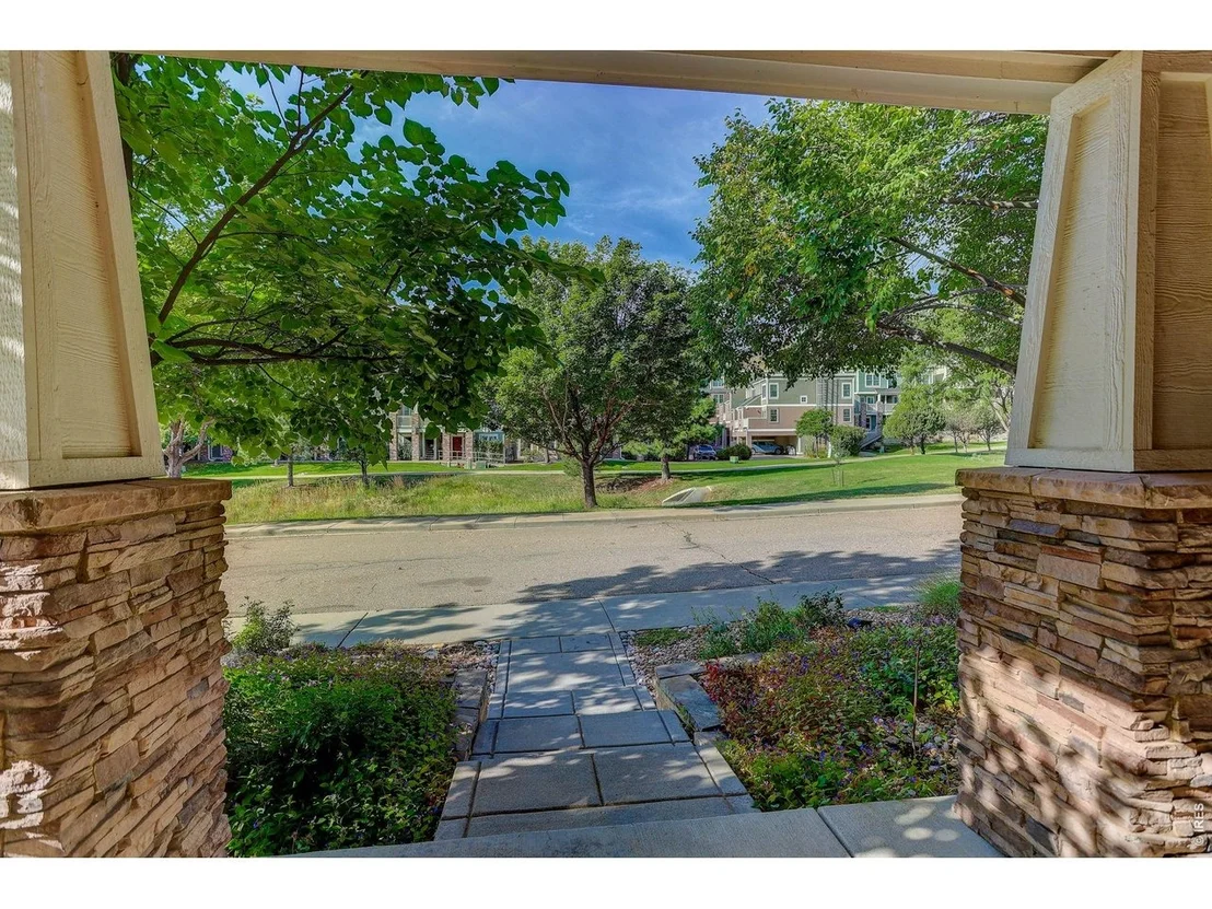 Photo of 1095 Terrace Cir S