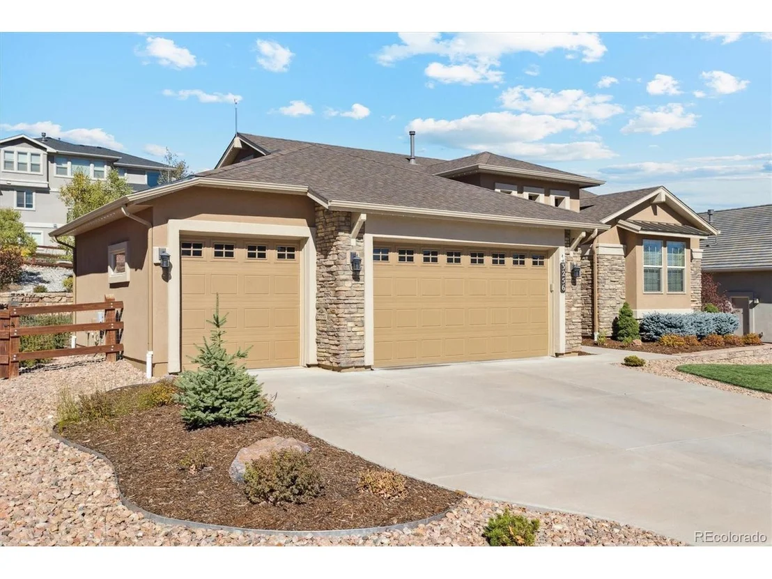 Photo of 3256 Waterfront Dr