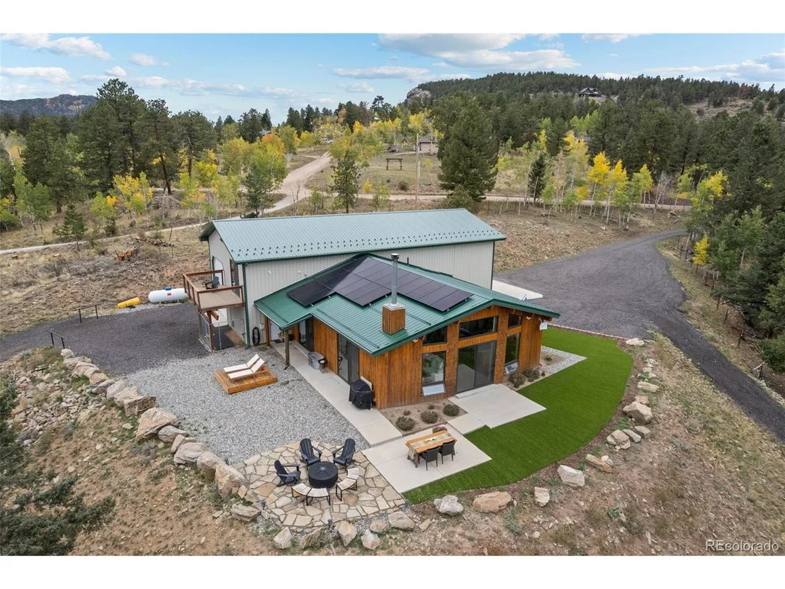 Photo of 150 Summit Dr