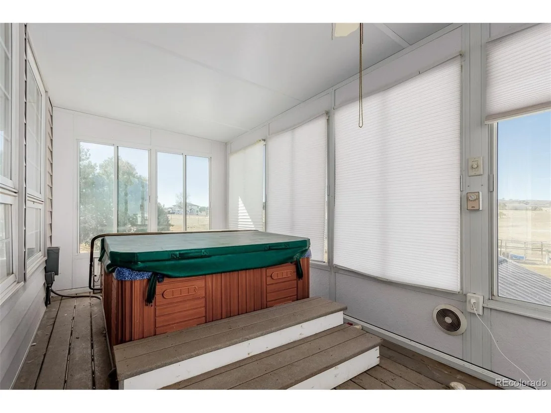 Photo of 2257 Deerpath Rd