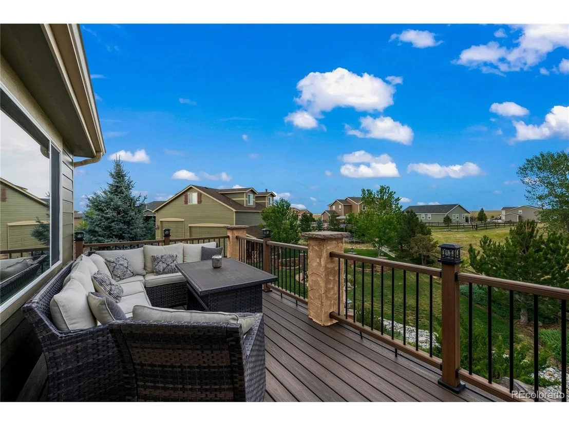 Photo of 5565 Southwind Cir