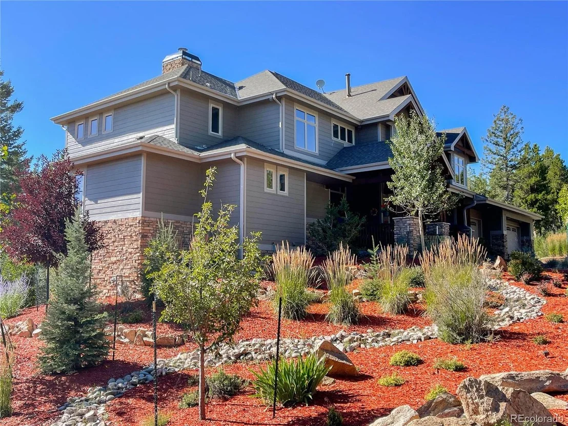 Photo of 11391 Belle Meade Dr