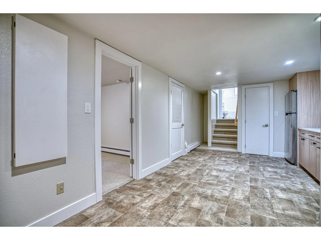 Photo of 375 Bates Ave