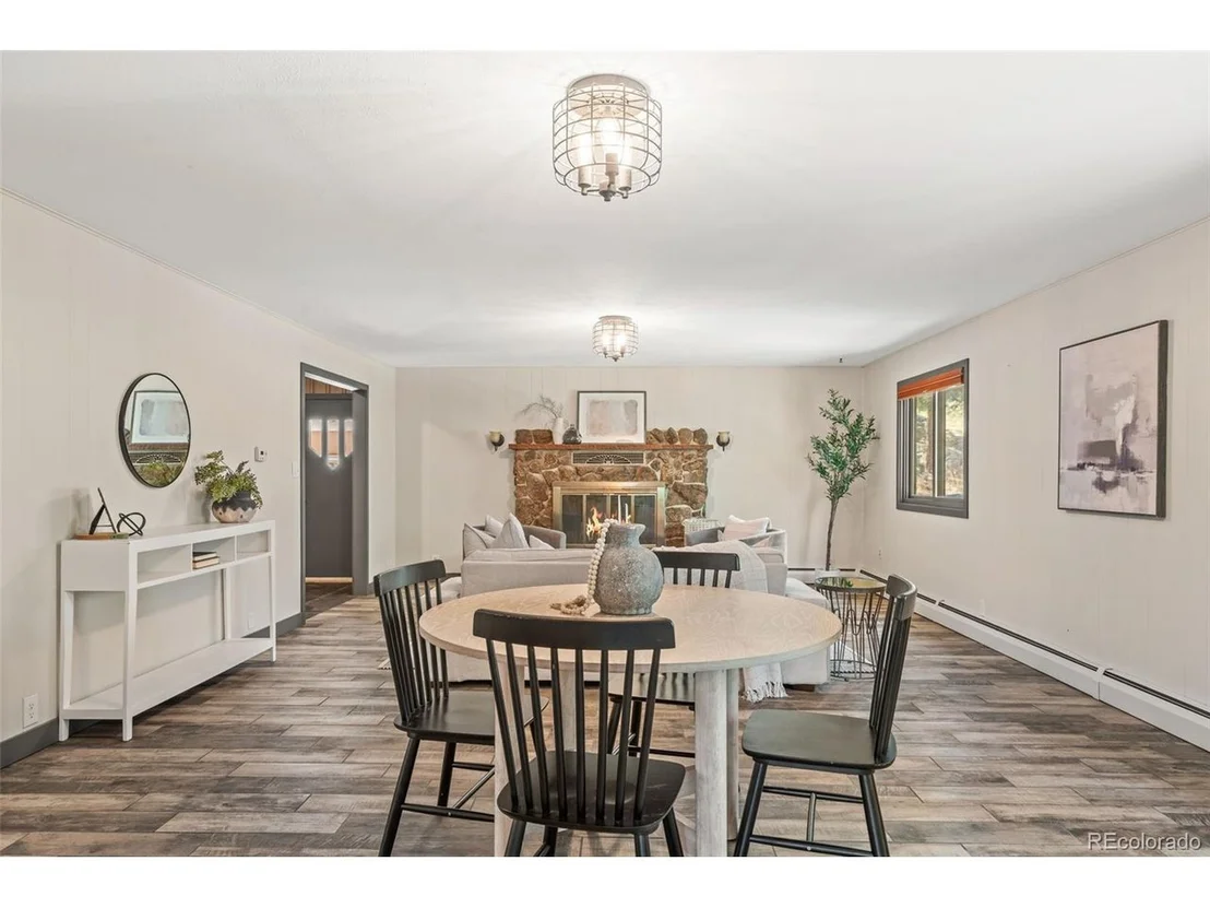 Photo of 5886 High Dr