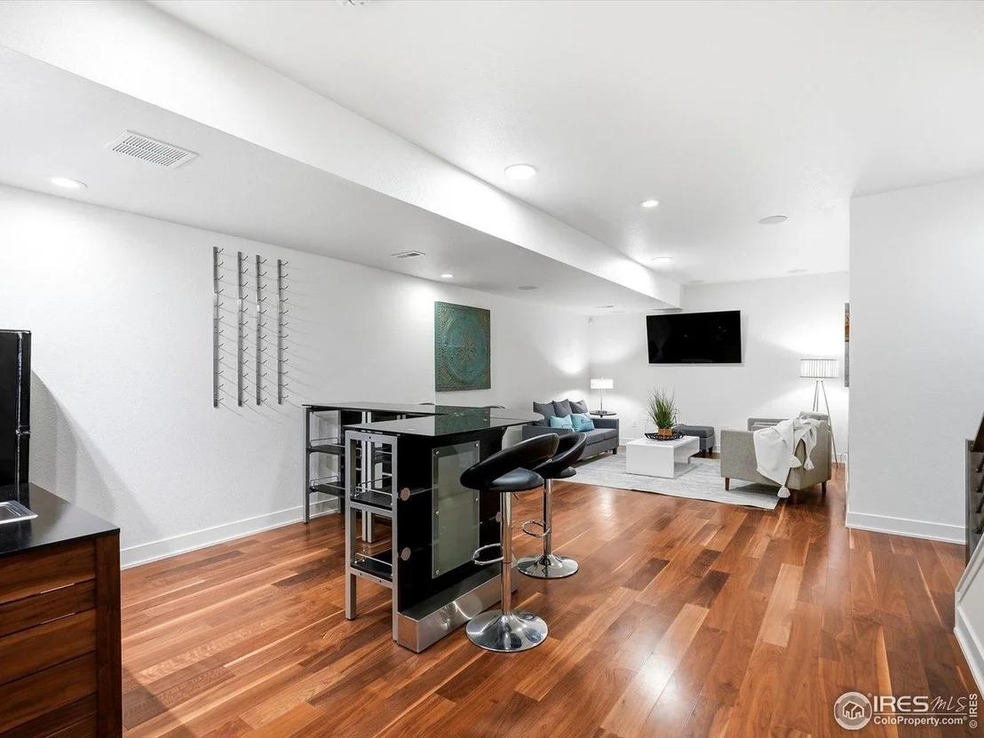 Photo of 835 Yellow Pine Ave