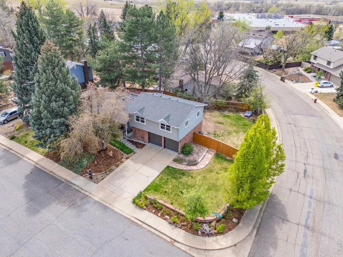 Photo of 7702 Devonshire Ct