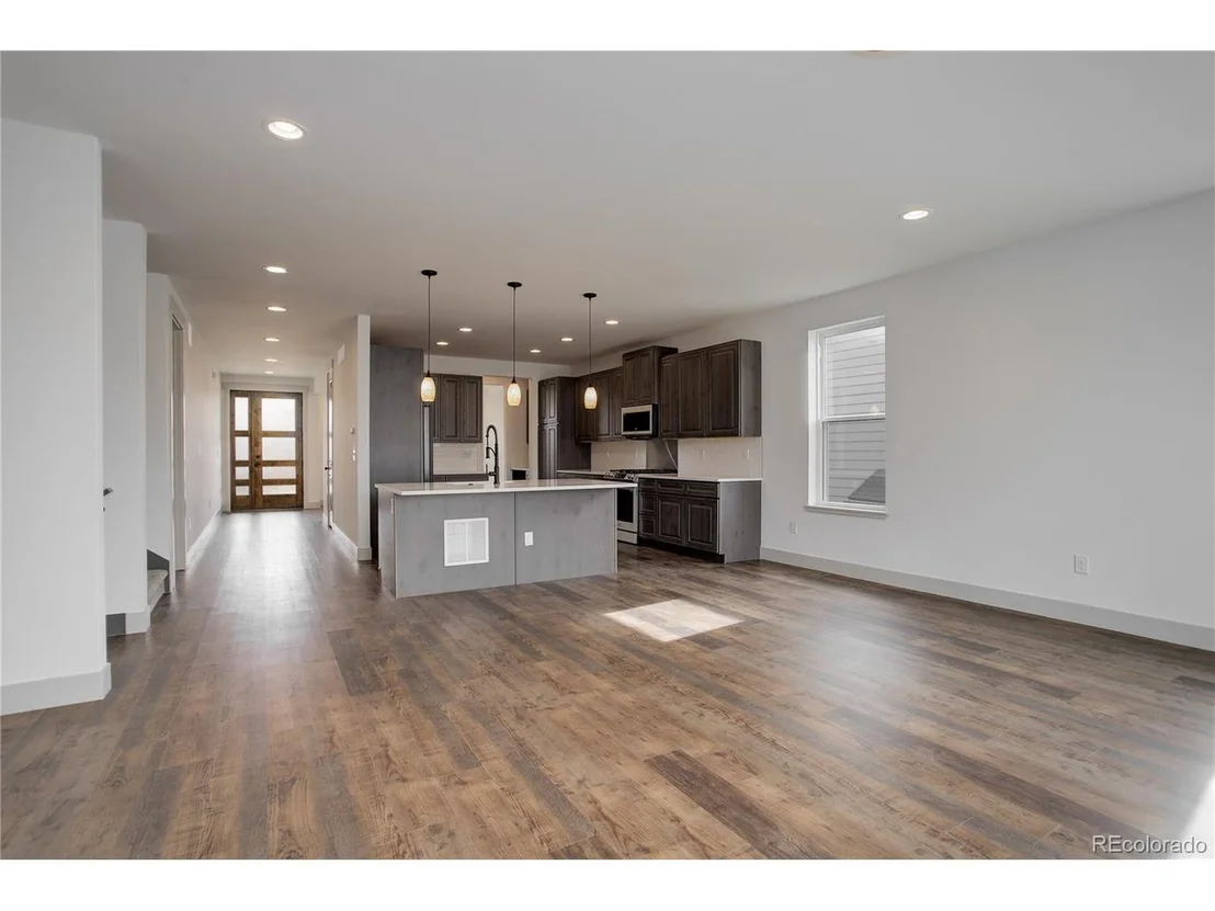 Photo of 9377 Iron Mountain Way