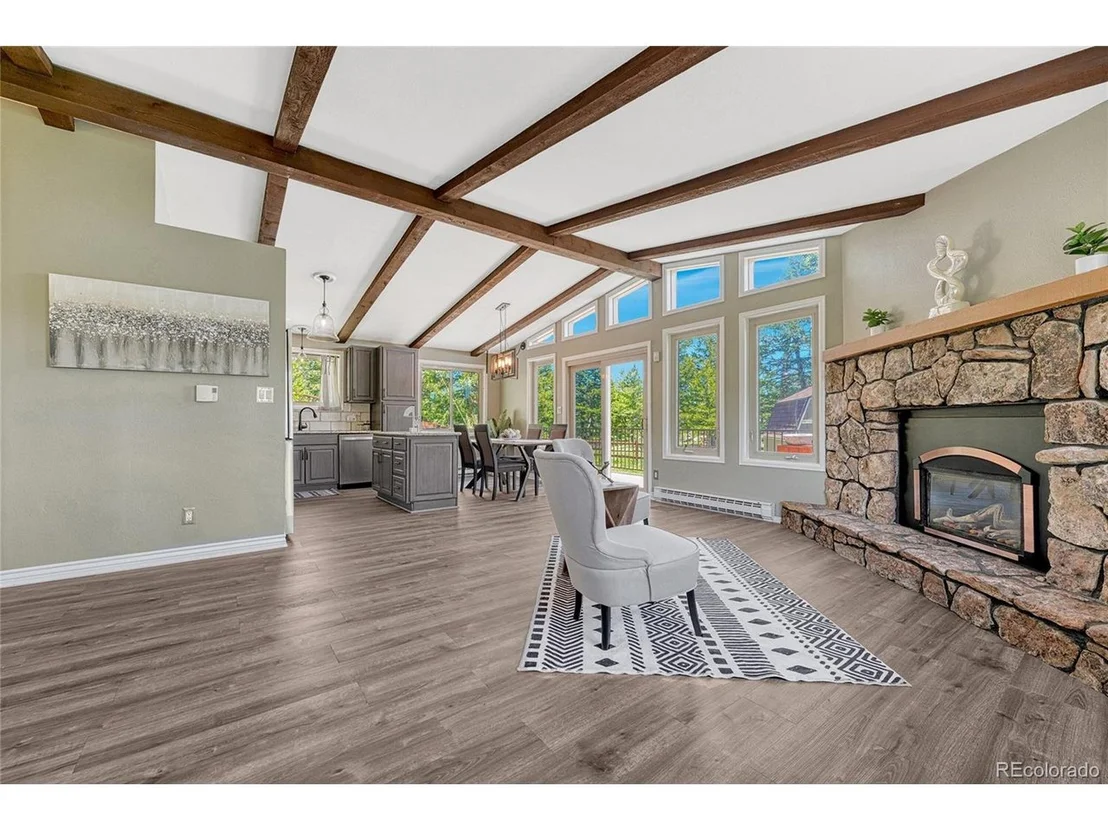 Photo of 22095 Cook Ln