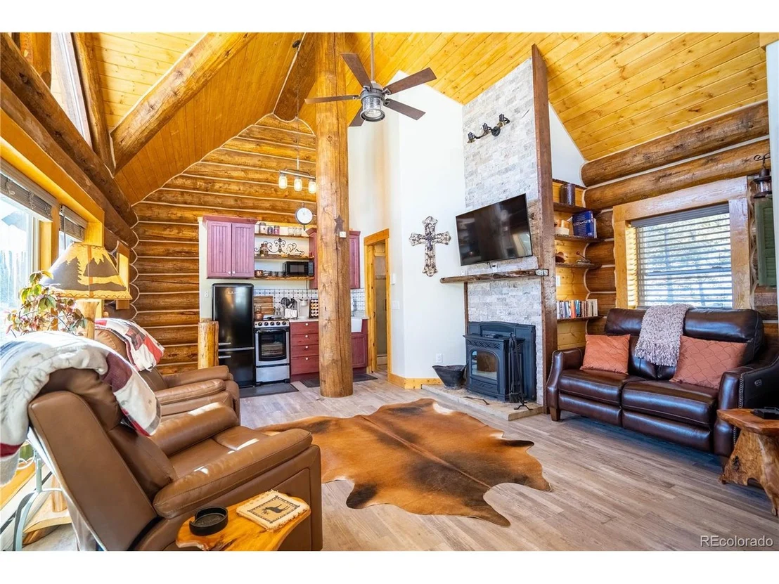 Photo of 103 Aspen Dr