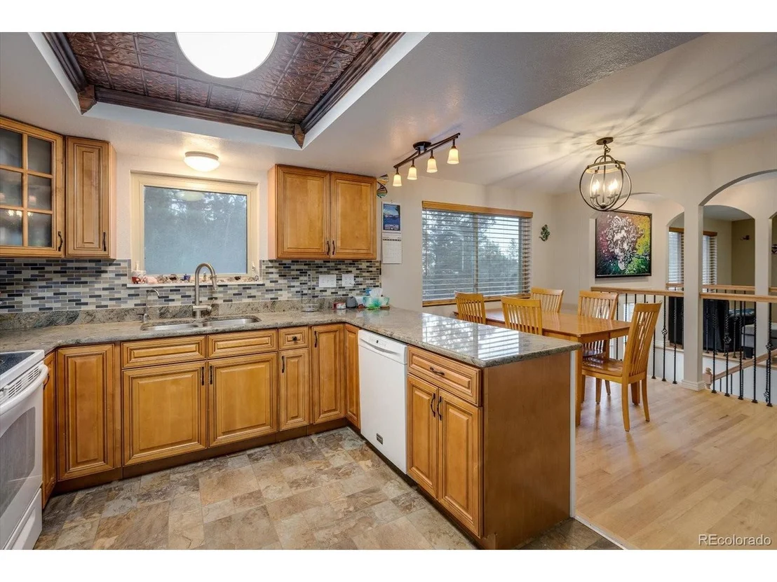 Photo of 11624 Flower Ln