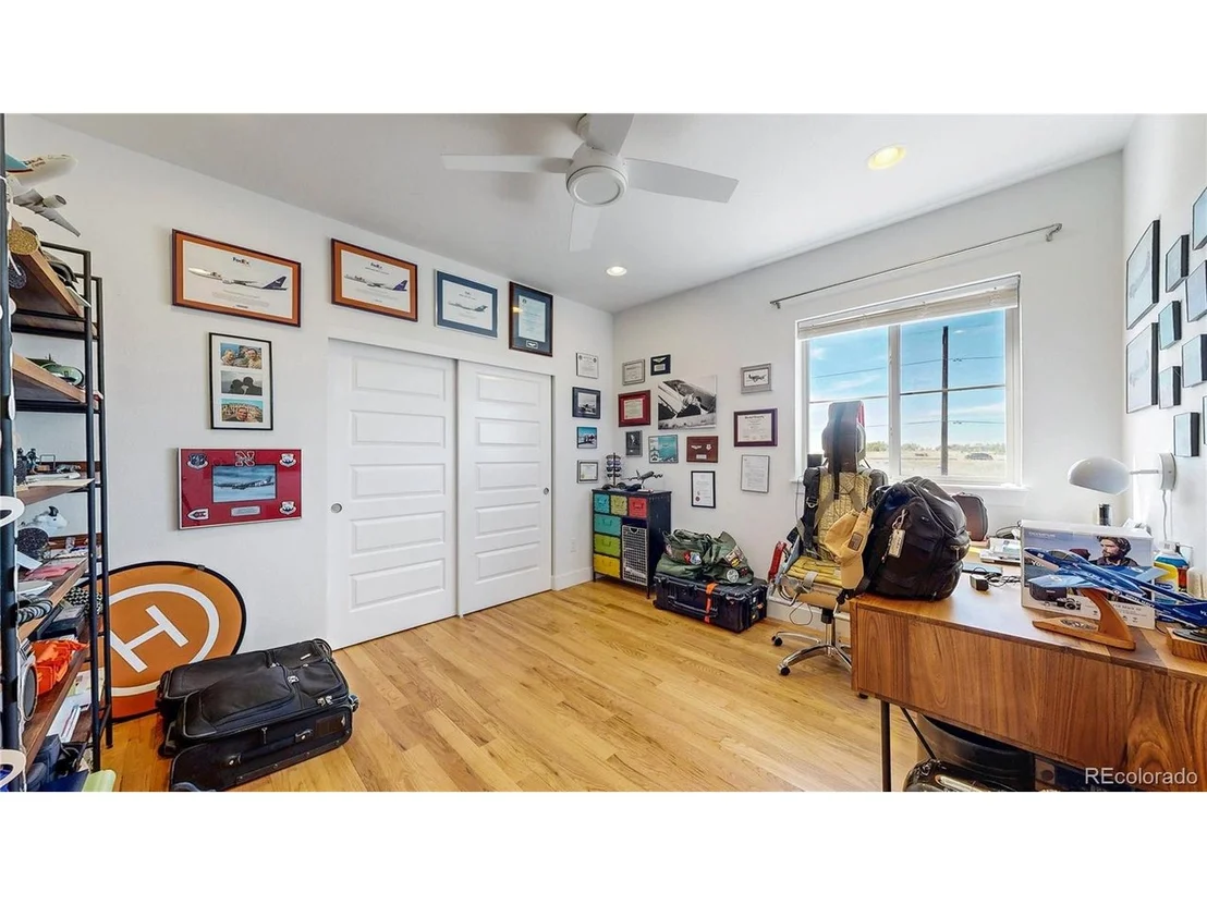 Photo of 3086 Yale Dr