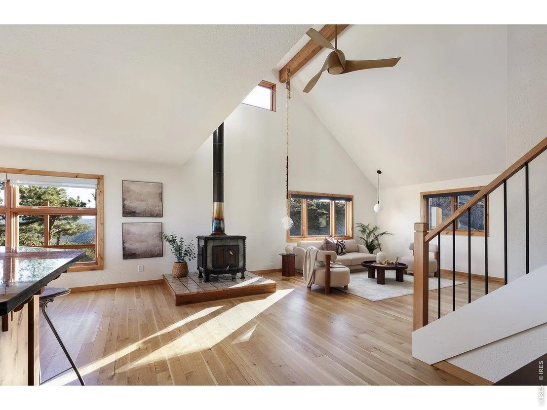 Photo of 1893 Colard Ln