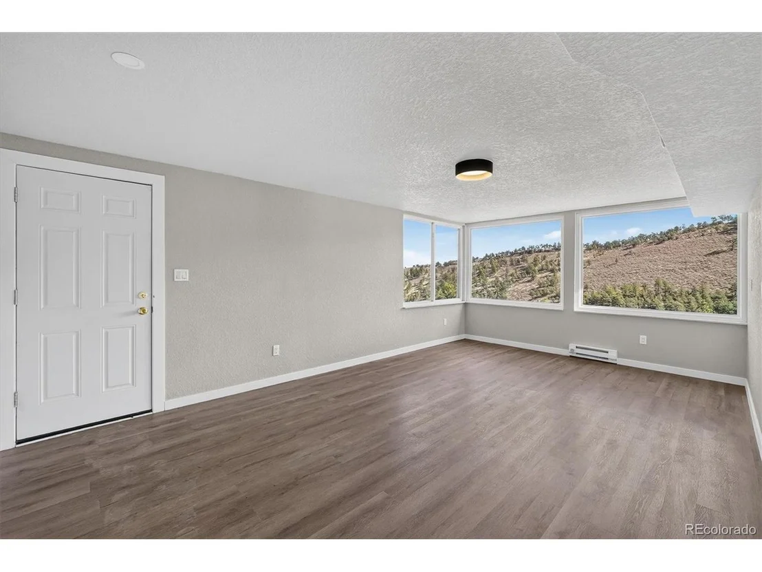 Photo of 6465 Red Hill Rd