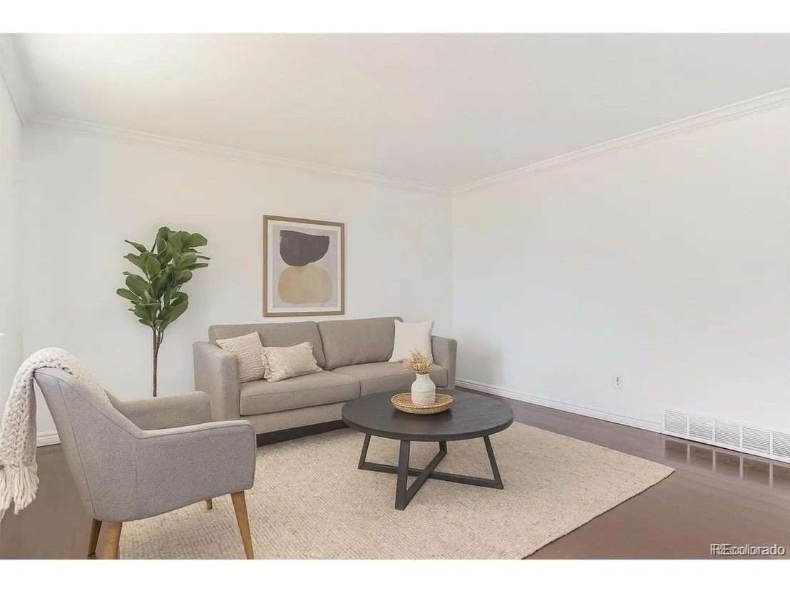 Photo of 426 Jupiter Dr