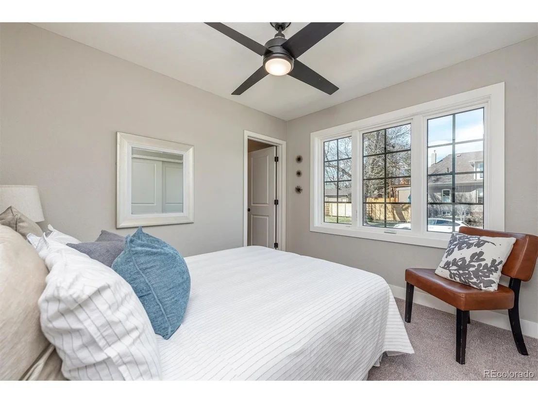 Photo of 3343 Lowell Blvd
