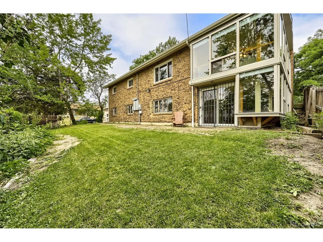 Photo of 8107 W 71st Pl