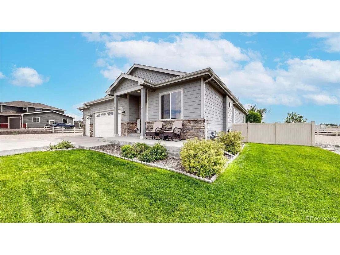 Photo of 360 Wyatt Dr