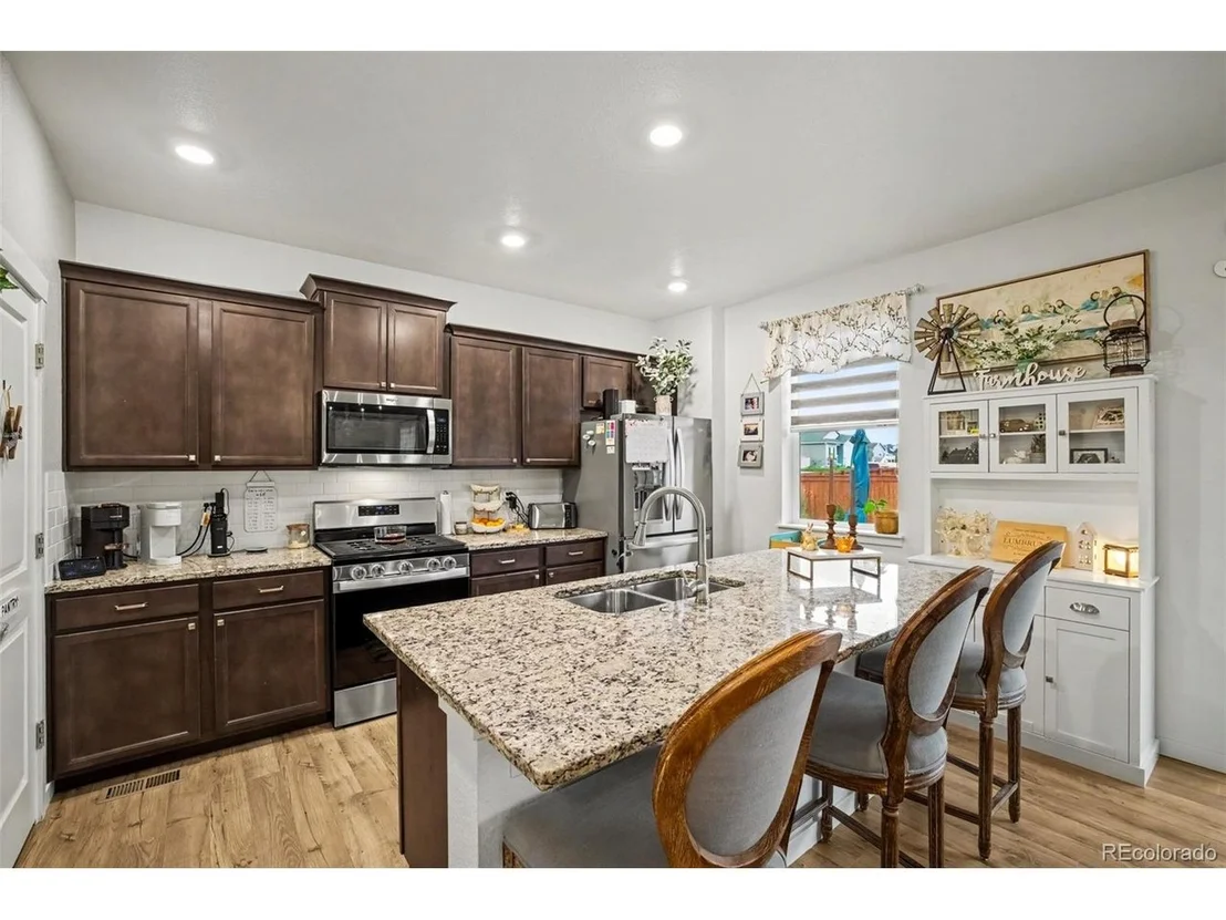 Photo of 1244 Lily Mountain Rd