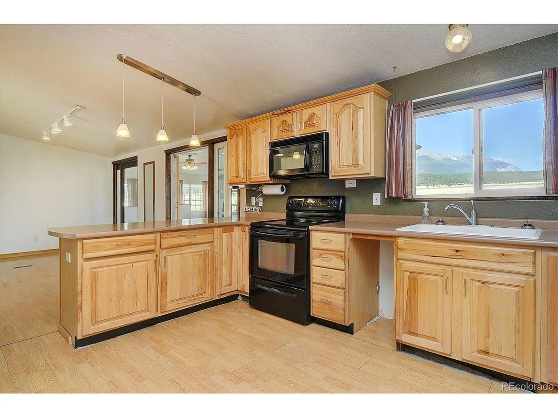 Photo of 14400 County Road 270