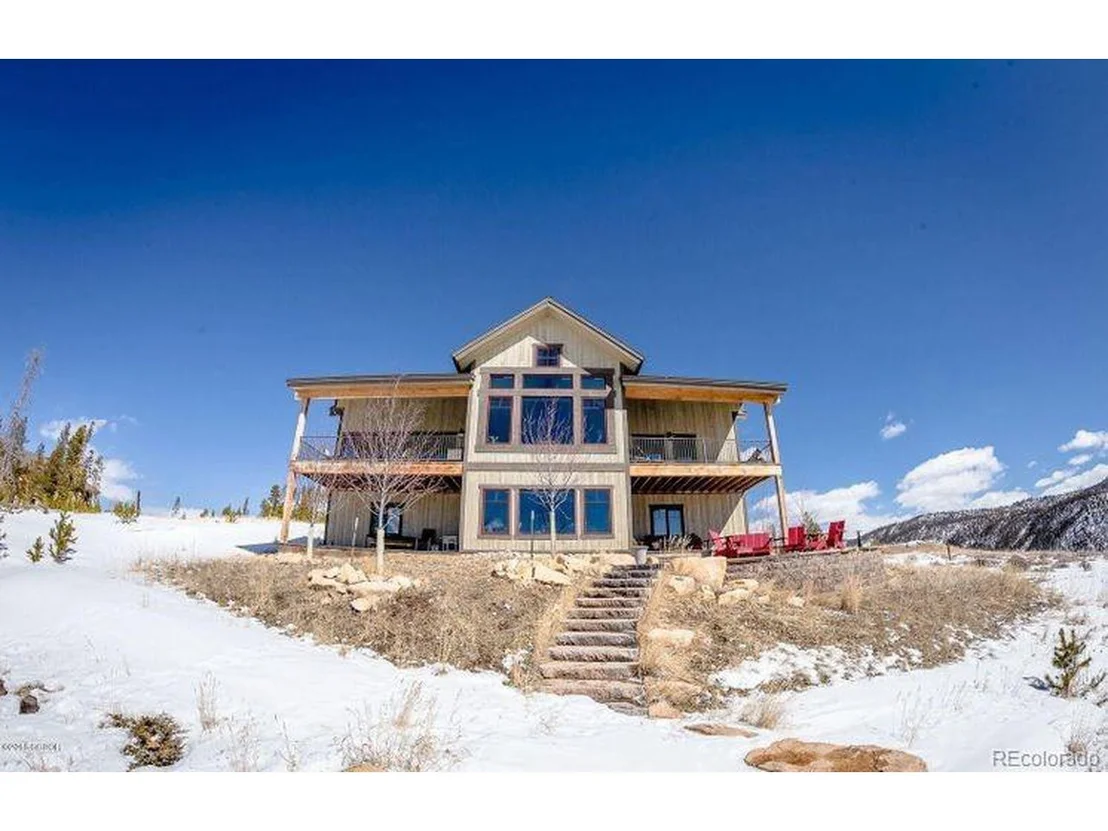Photo of 855 Pawnee Ln