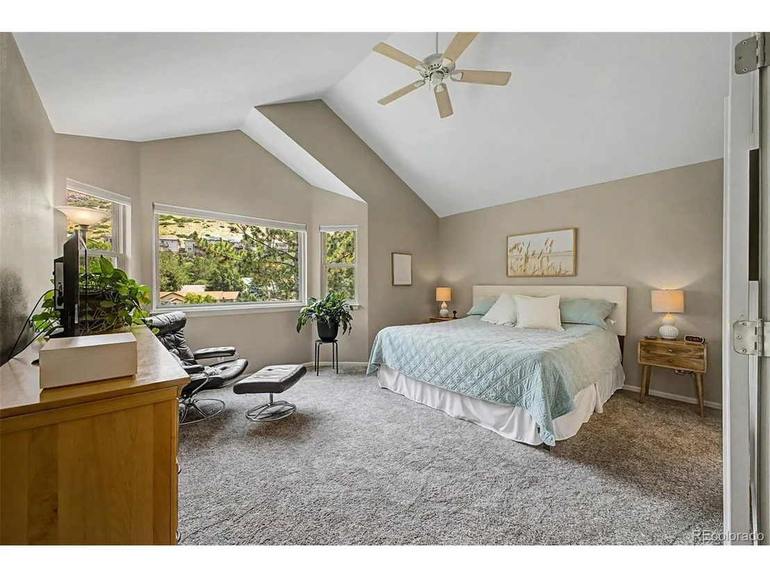 Photo of 1023 Meadow Run