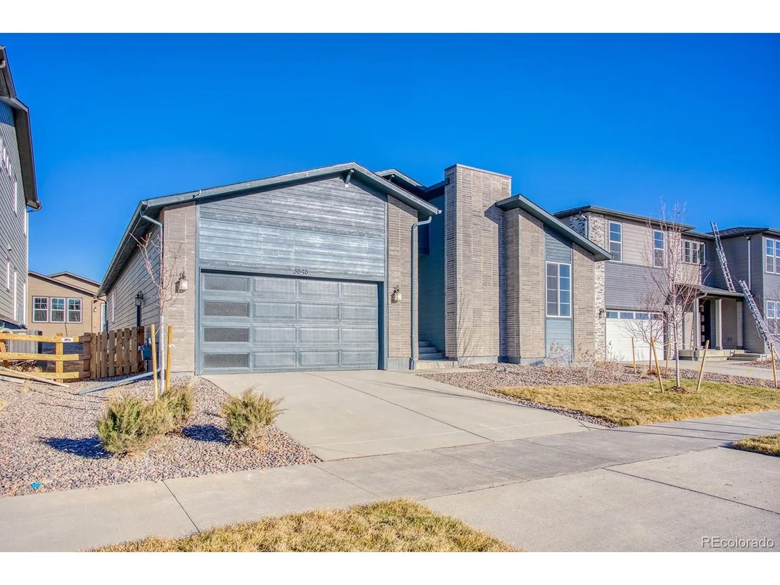 Photo of 3848 N Buchanan Way