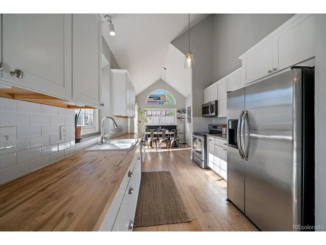 Photo of 10047 W 82nd Pl