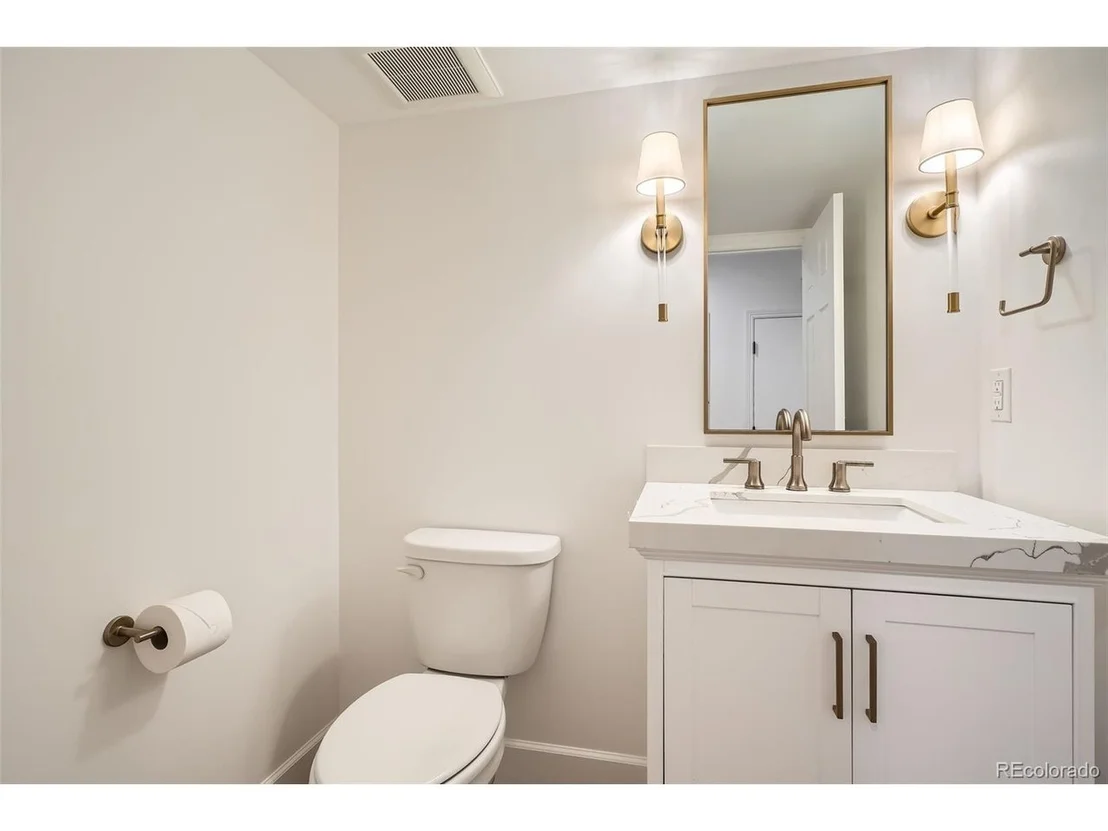 Photo of 366 Elm St
