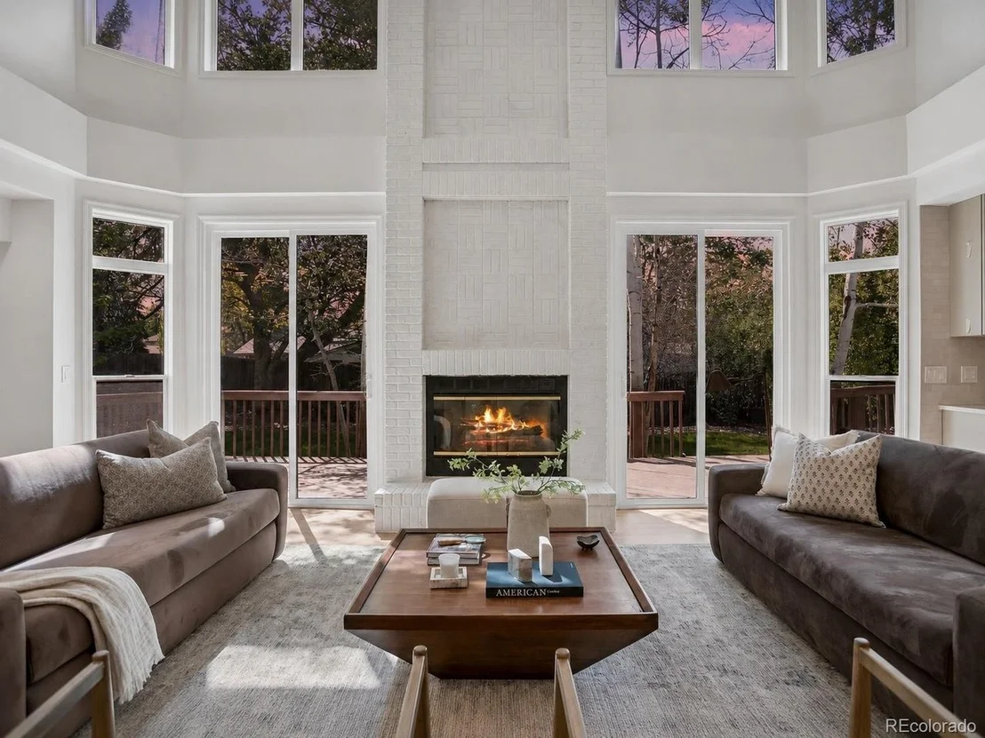 Photo of 5325 Pinehurst Dr