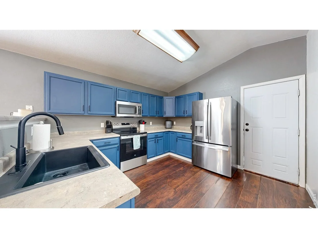 Photo of 2500 Water Front St