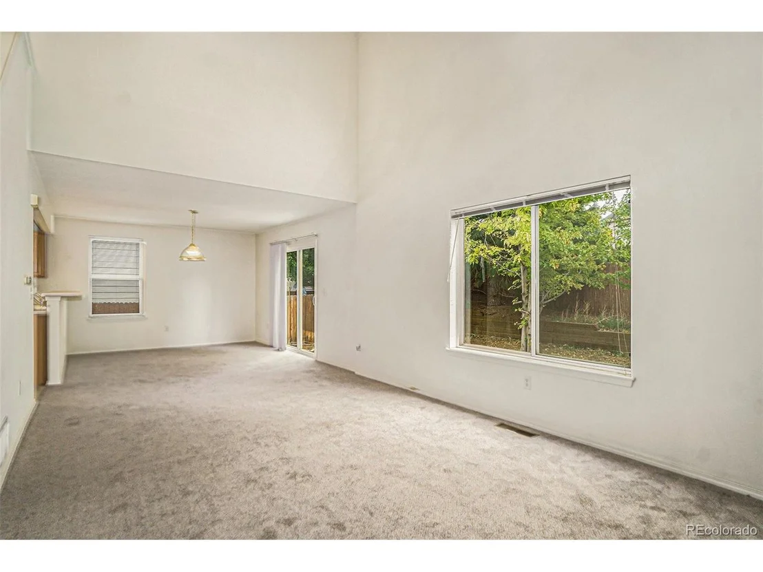 Photo of 6520 Stagecoach Ave