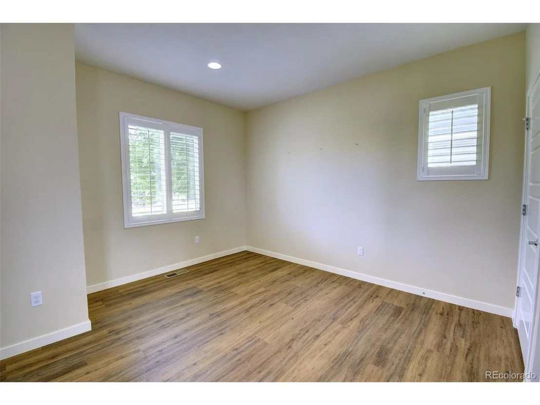 Photo of 9727 Dunning Cir