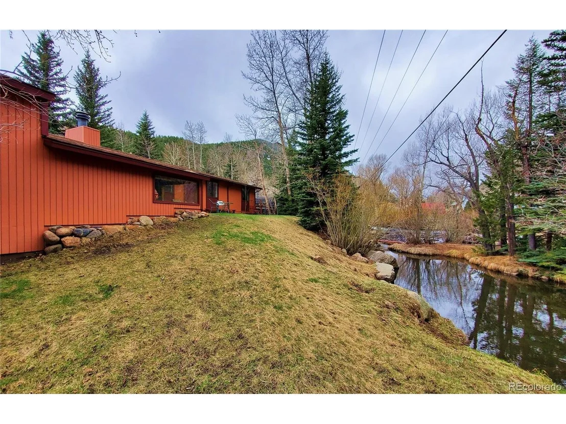 Photo of 53 Silver Lakes Dr