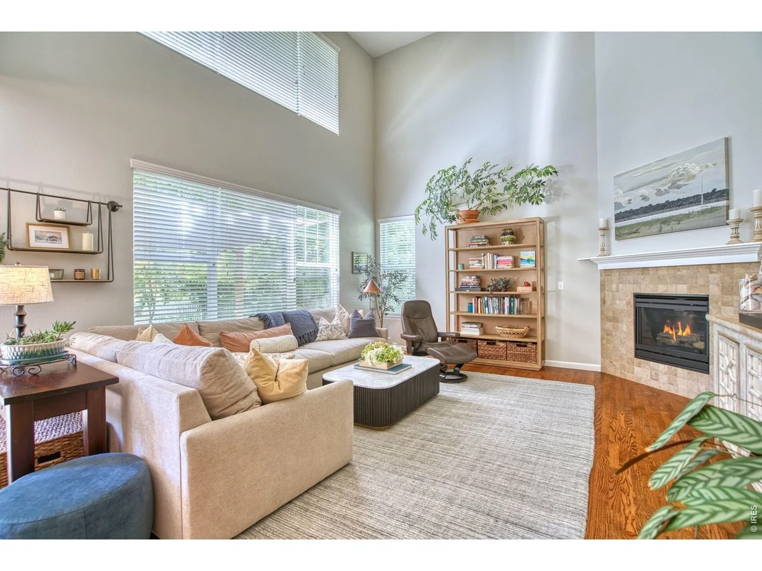 Photo of 4933 Eagan Cir