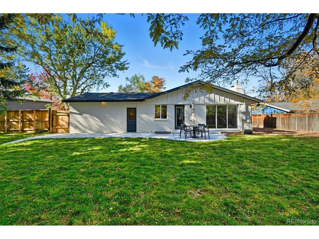 Photo of 3410 Ash Ave