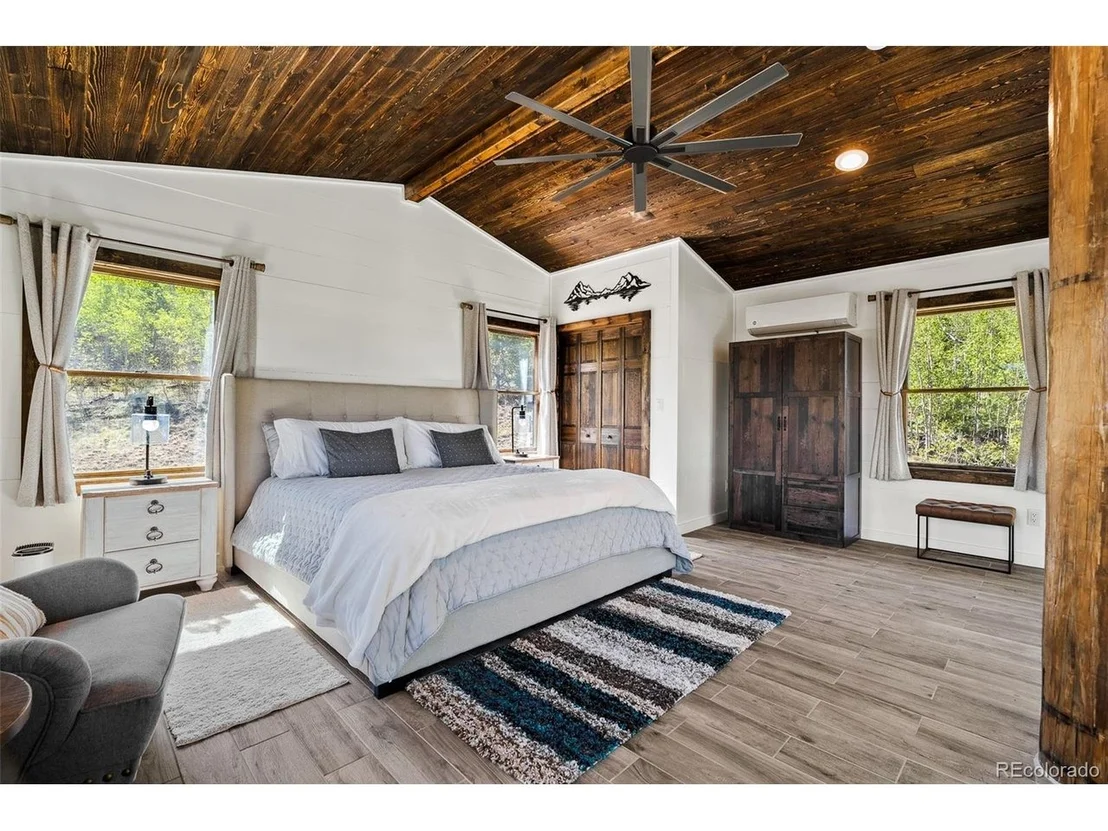 Photo of 1023 Mexican Ridge Cir