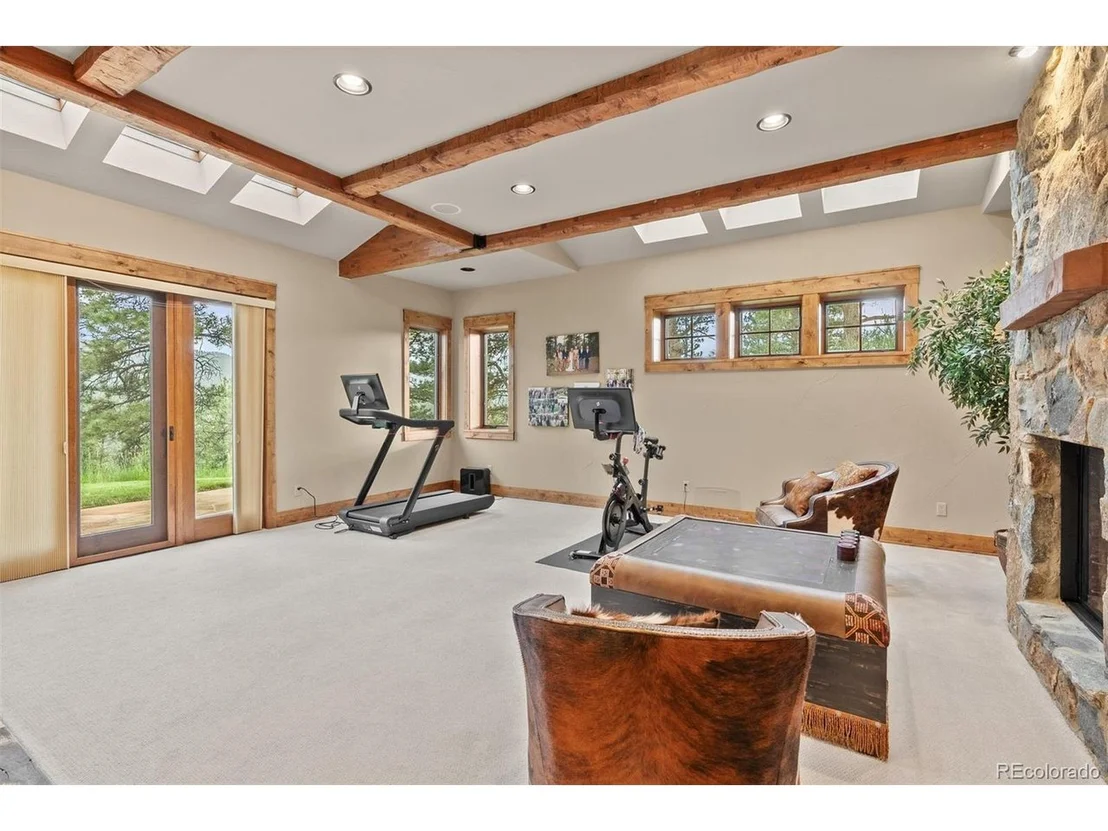 Photo of 2929 Highlands View Rd