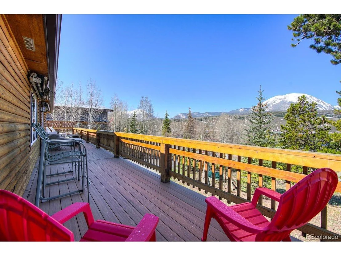 Photo of 379 Hummingbird Cir