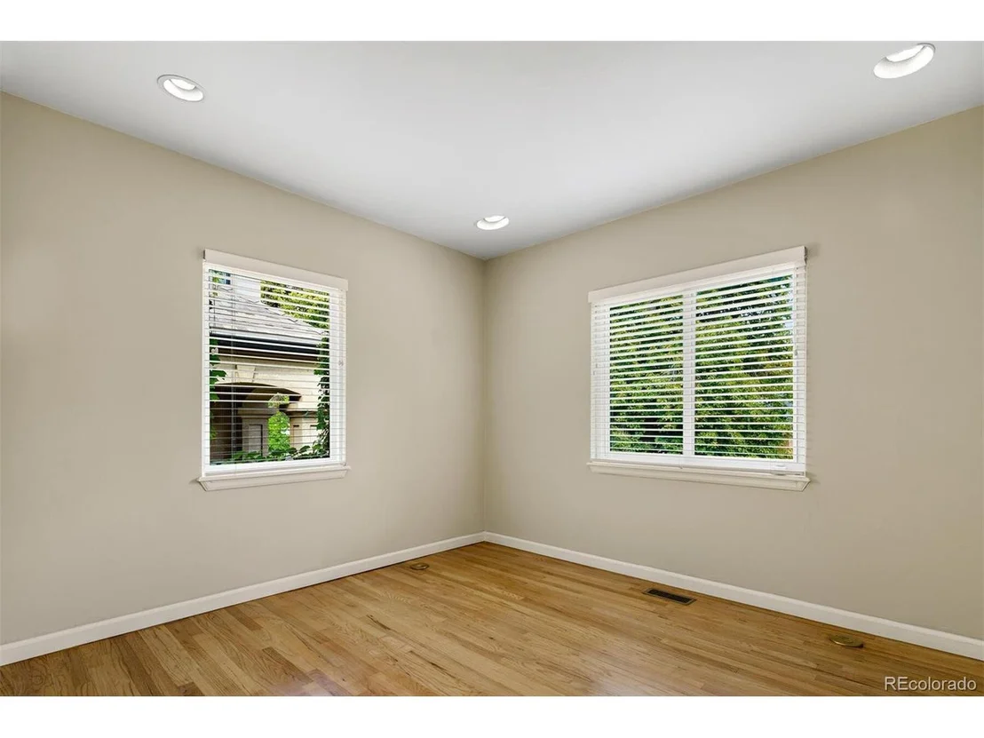 Photo of 545 Jackson St